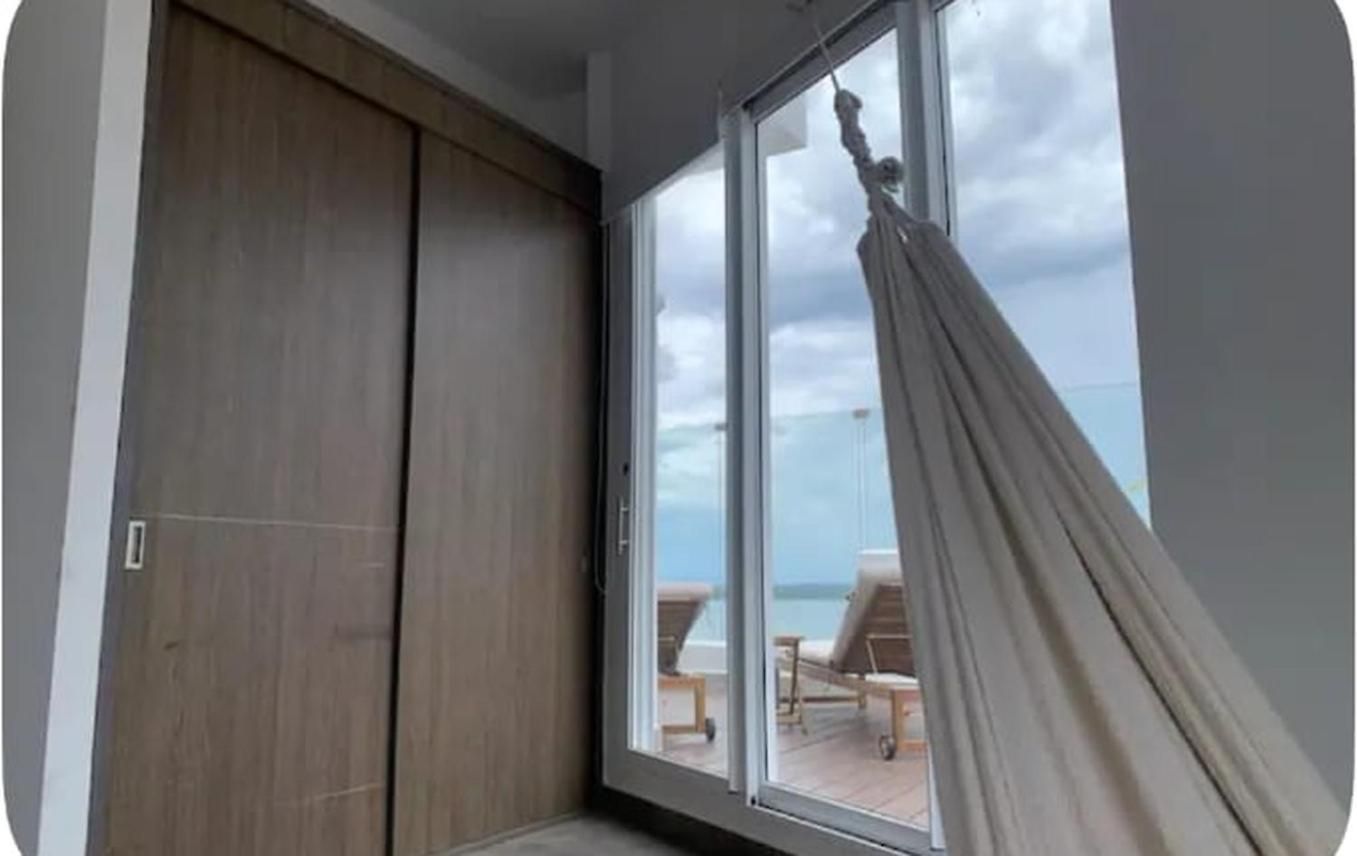 Apartamento Penthouse Luxury Con Vista Al Mar, Piscina Y Capacidad 12 Personas