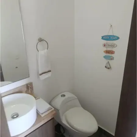 Apartamento Penthouse Luxury Con Vista Al Mar, Piscina Y Capacidad 12 Personas *