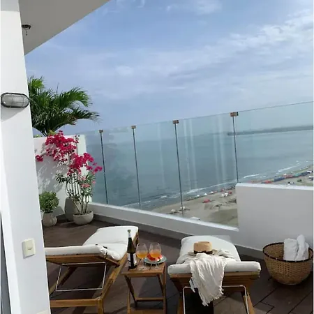 Apartamento Penthouse Luxury Con Vista Al Mar, Piscina Y Capacidad 12 Personas