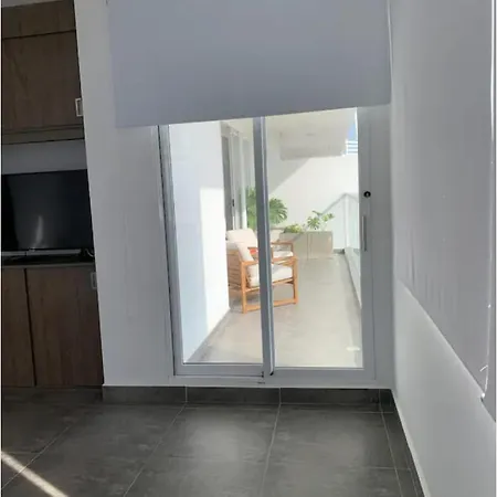 Apartamento Penthouse Luxury Con Vista Al Mar, Piscina Y Capacidad 12 Personas