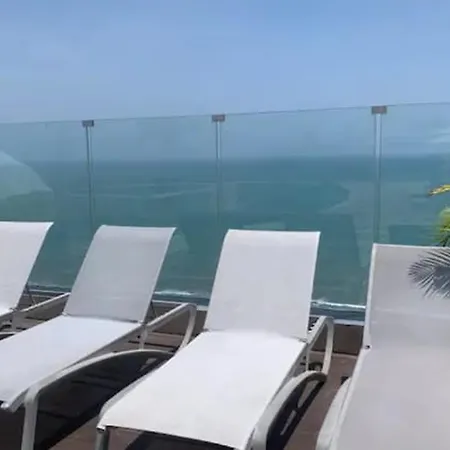 Apartamento Penthouse Luxury Con Vista Al Mar, Piscina Y Capacidad 12 Personas *